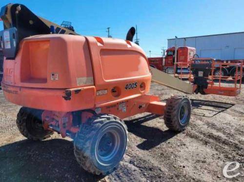 2014 JLG 400S