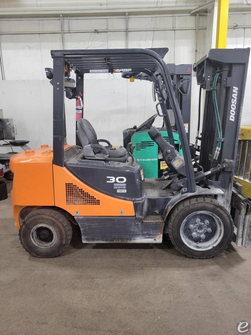 2016 Doosan D30S-7