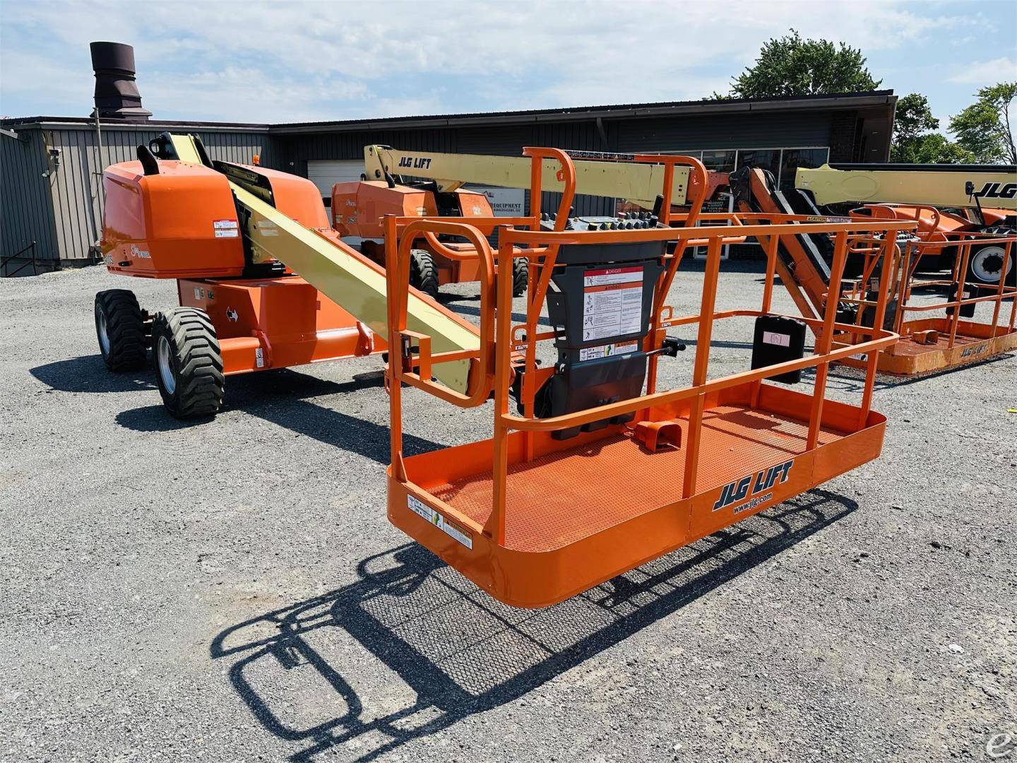 2015 JLG 400S