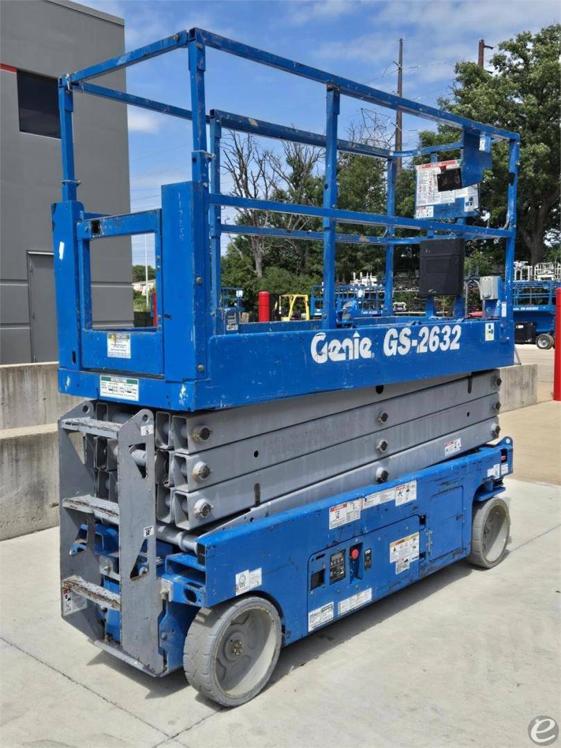 2013 Genie GS2632