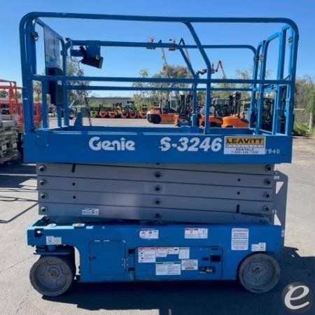 2018 Genie GS3246