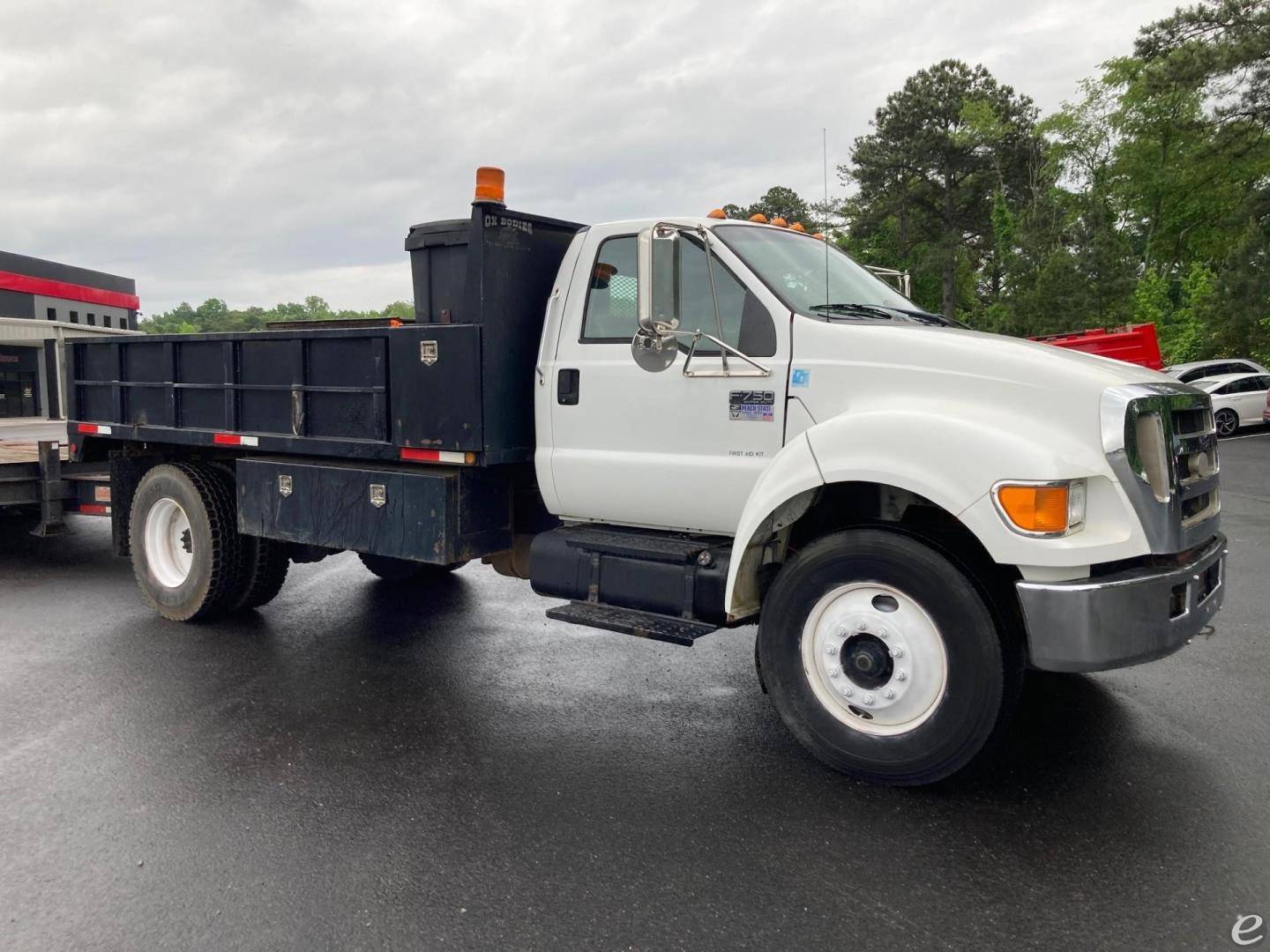 2007 Ford F750 XL