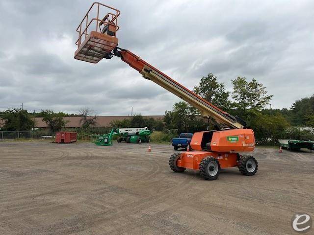 2017 JLG 600S