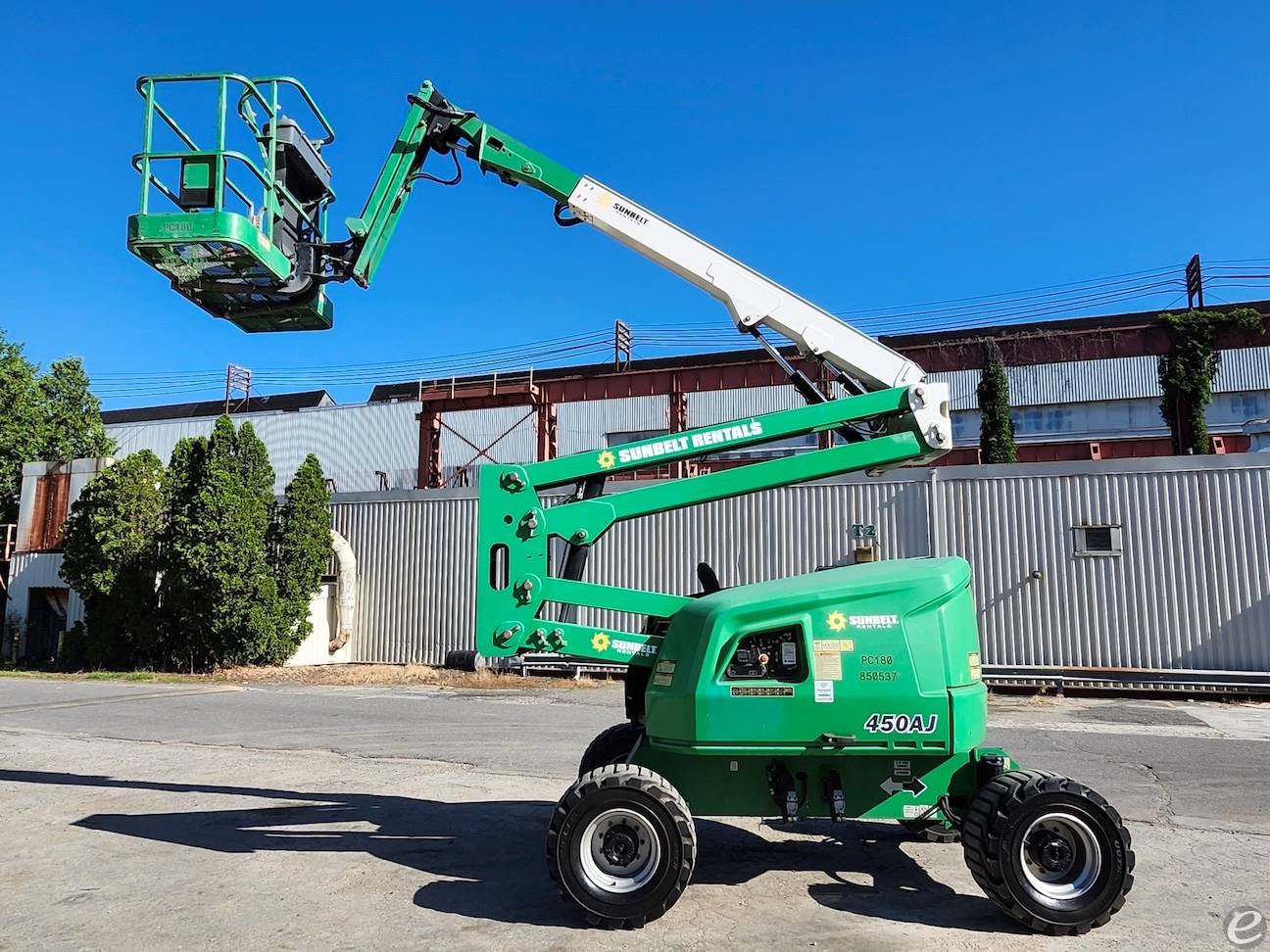 2016 JLG 450AJ