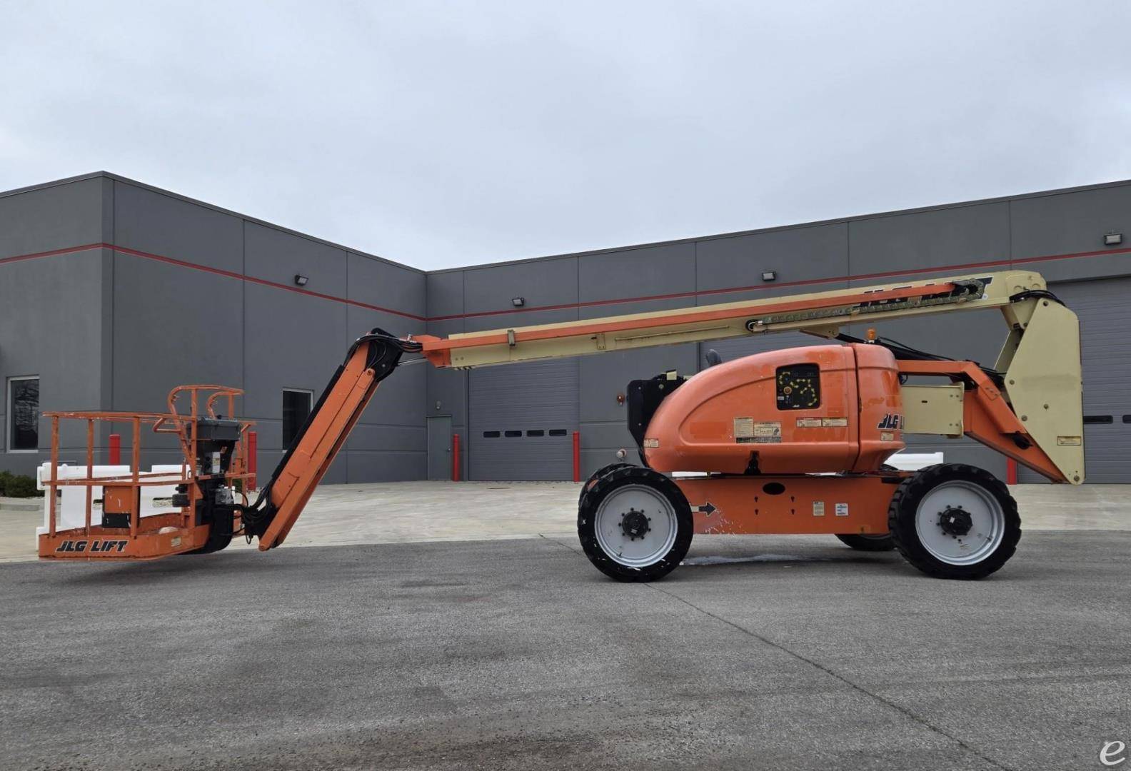 2015 JLG 600AJ