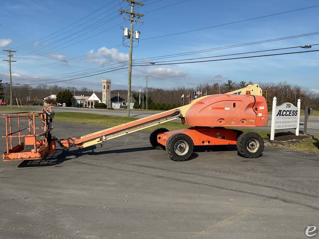 2012 JLG 400S