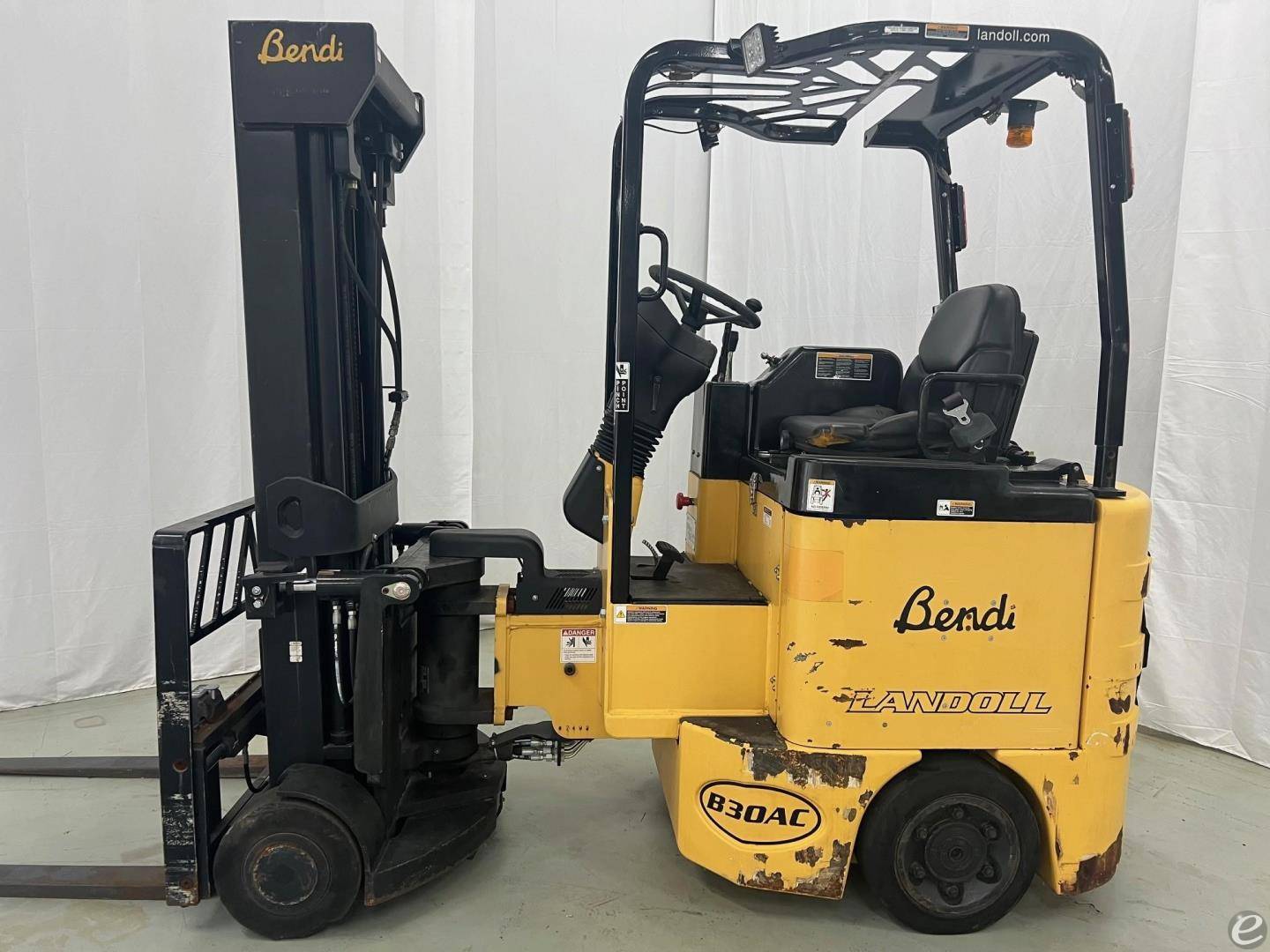 2012 Bendi B30/42E-180D