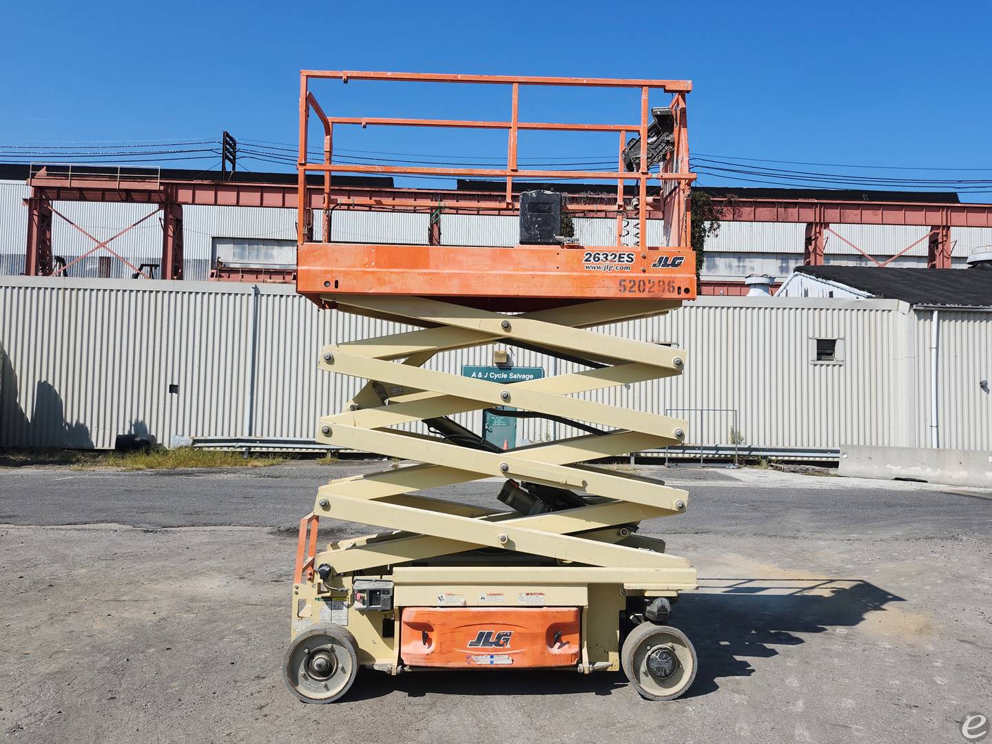 2015 JLG 2632ES