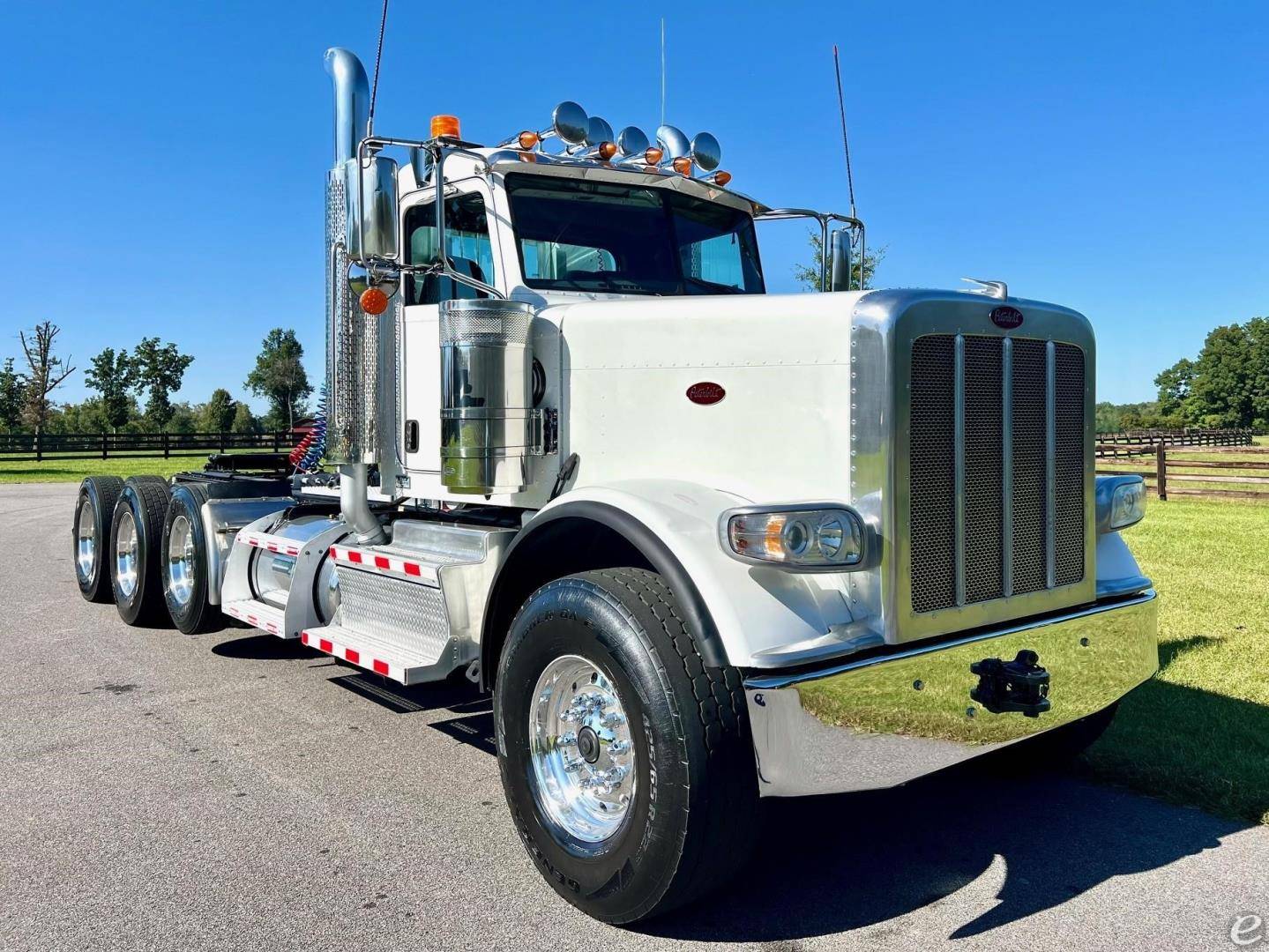 2018 Peterbilt 389