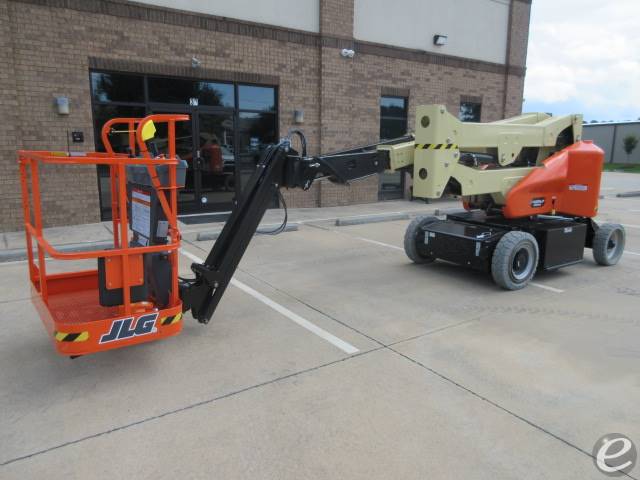 2024 JLG E400AJPN