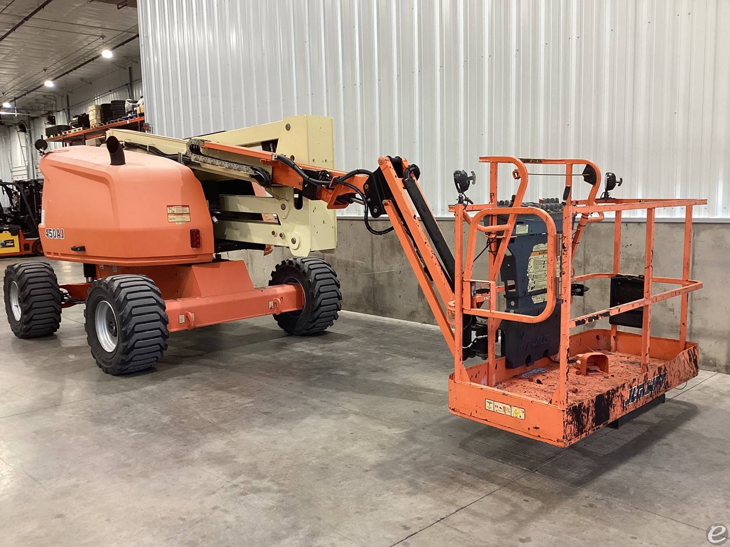 2019 JLG 450AJ