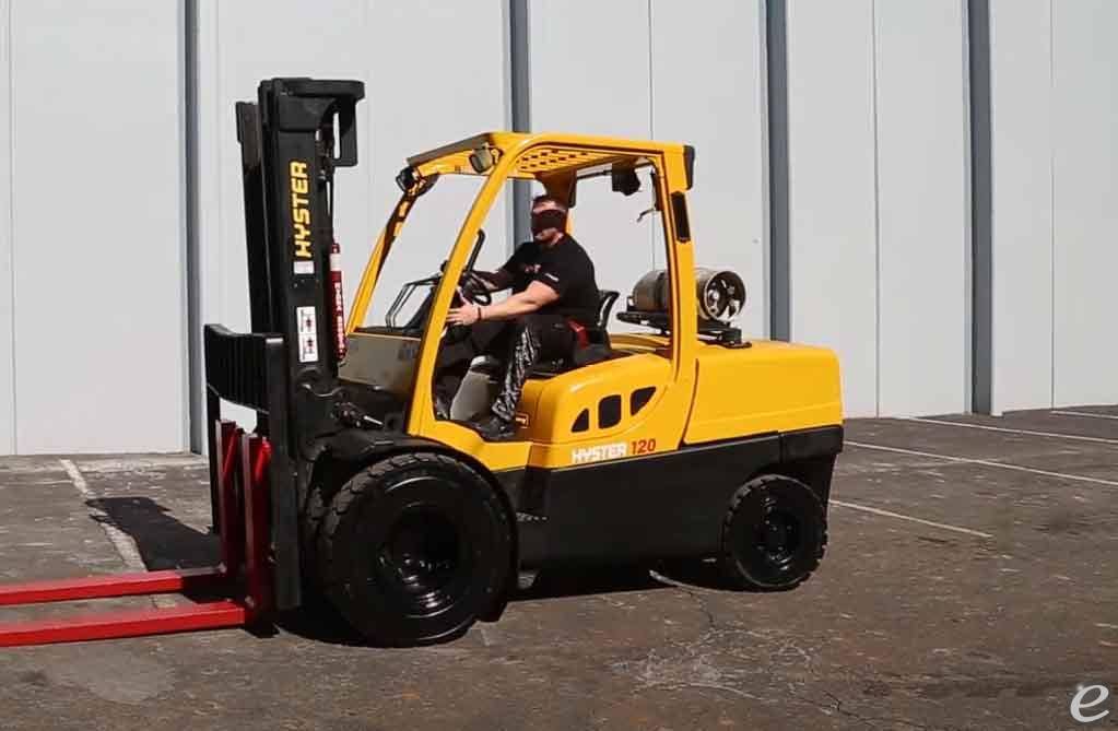 2017 Hyster H120FT