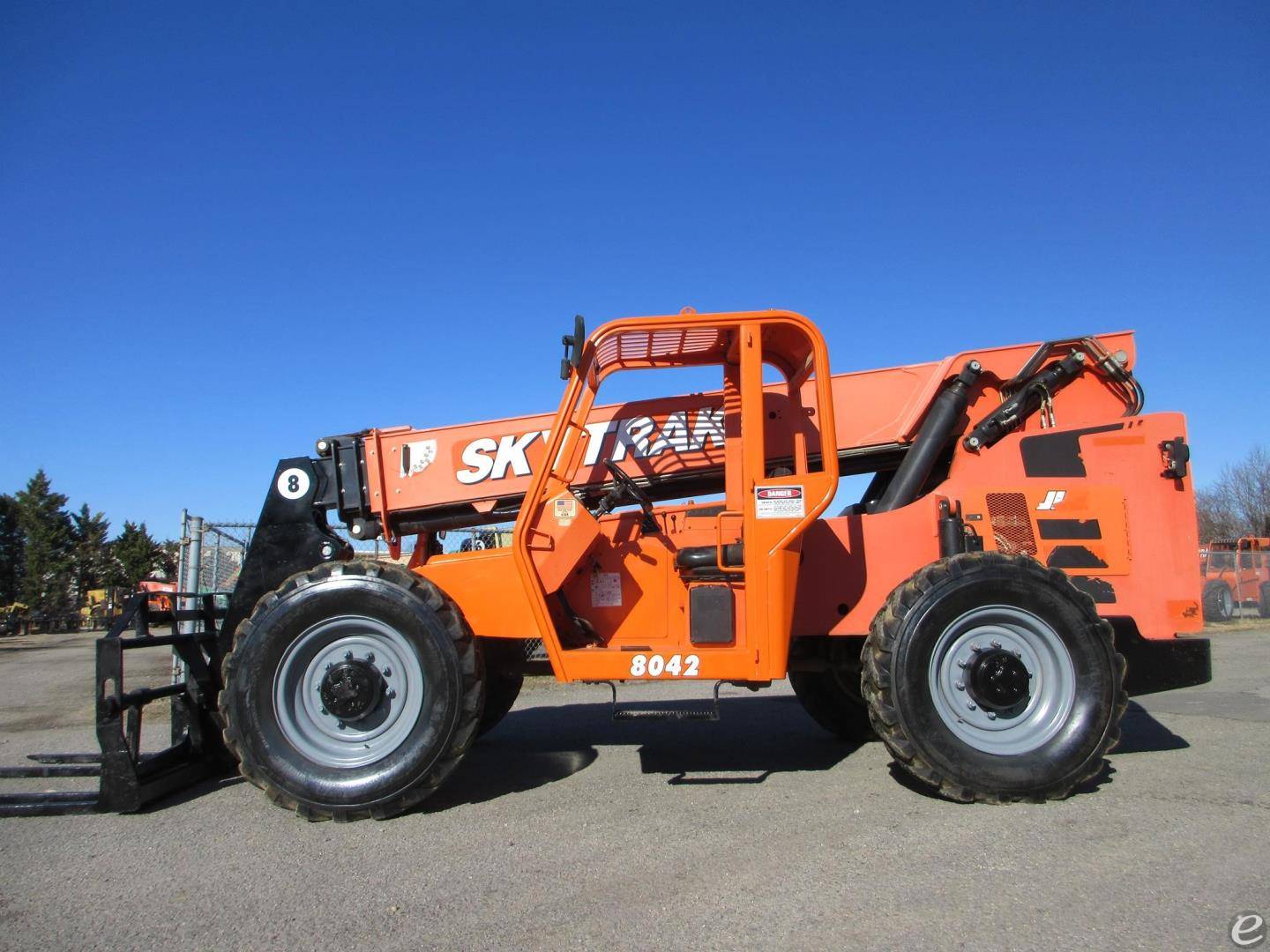 2016 Skytrak 8042 Telescopic Mast Telehandlers - 123Forklift