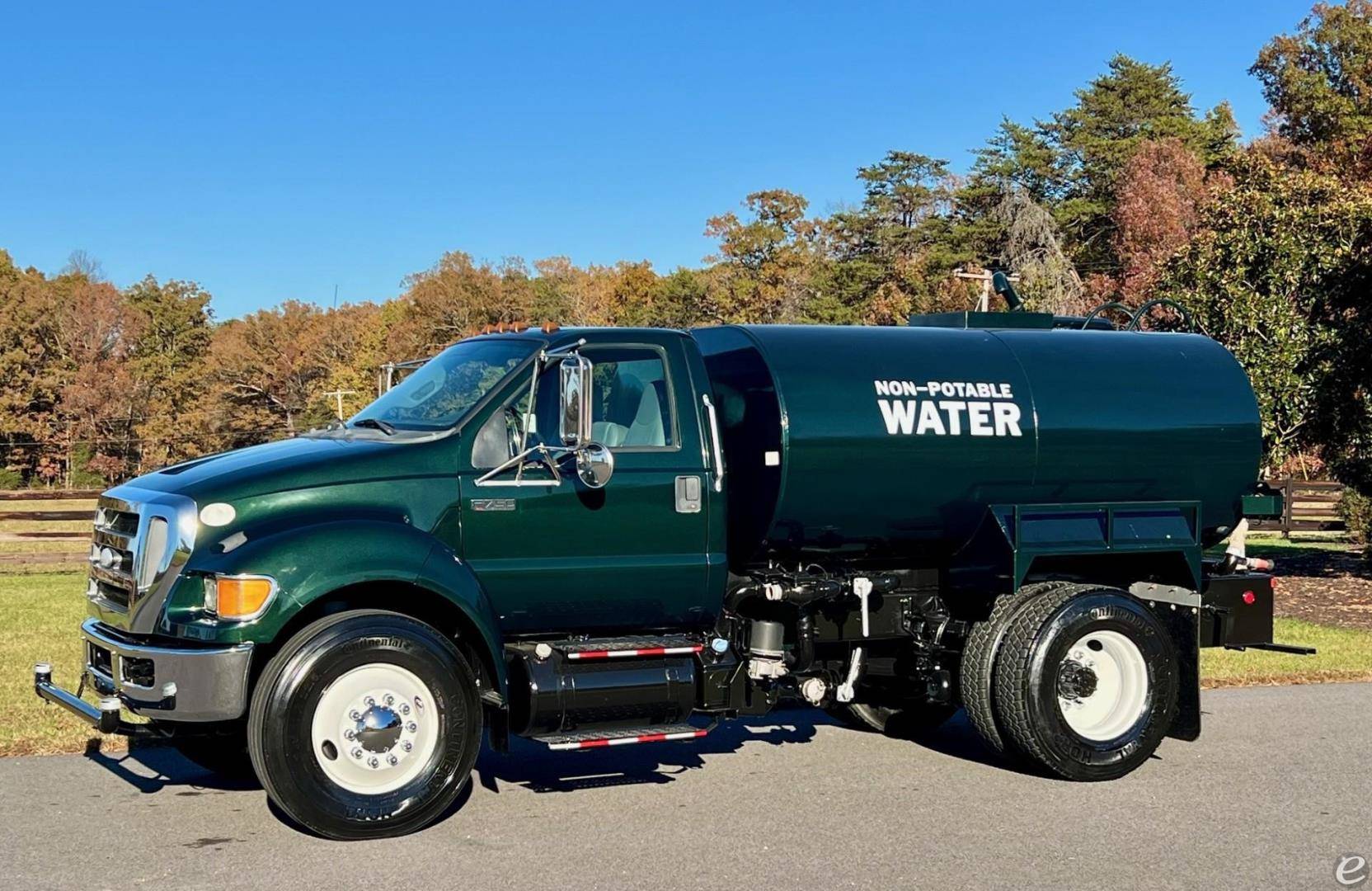 2011 Ford F750 XL