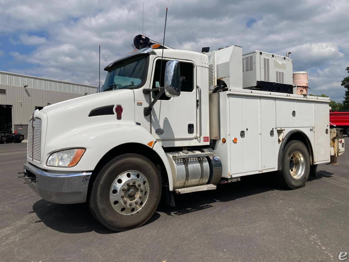 2015 Kenworth T270