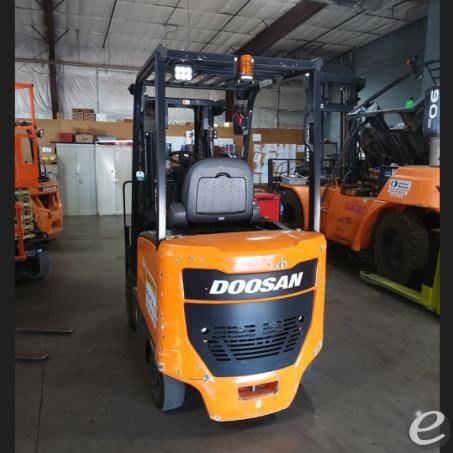 2020 Doosan BC32S-7