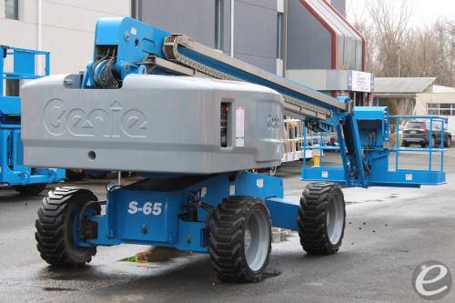 2015 Genie S65 Articulated Boom Boom Lift - 123Forklift