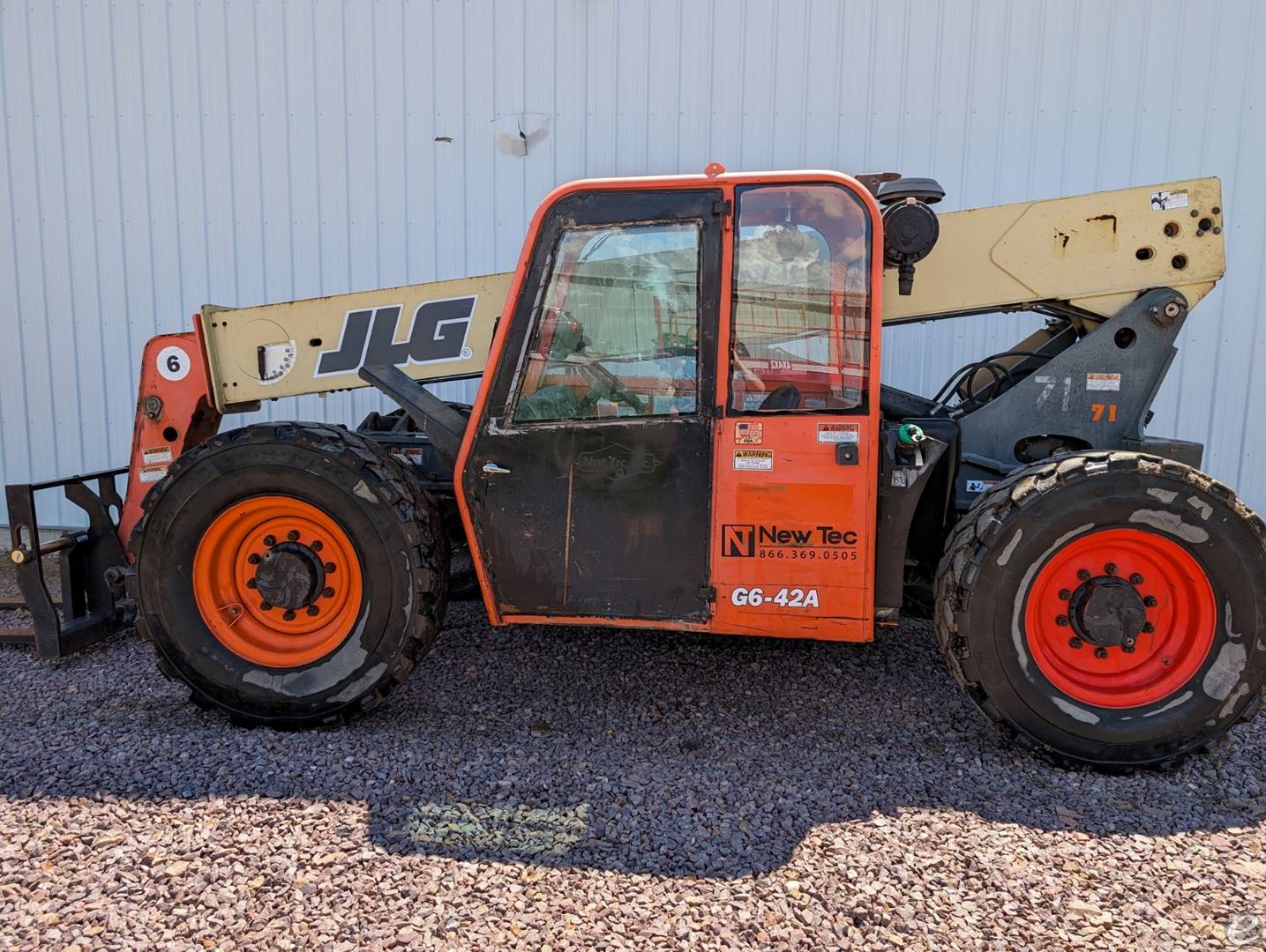 2007 JLG G6-42