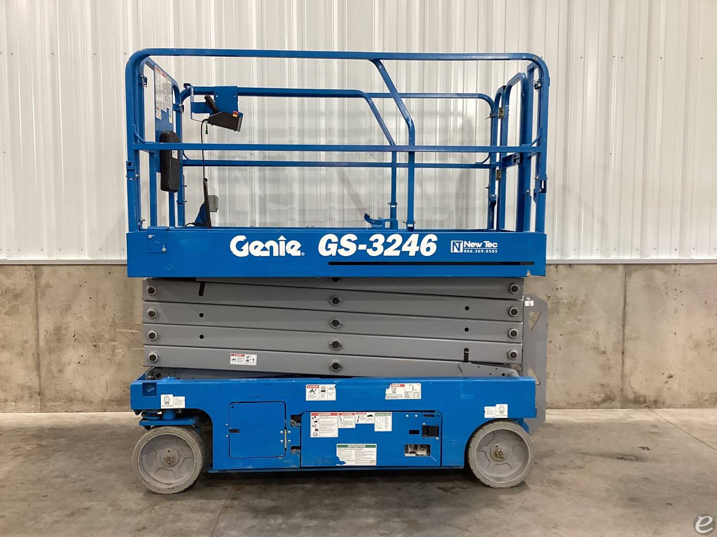 2017 Genie GS-3246