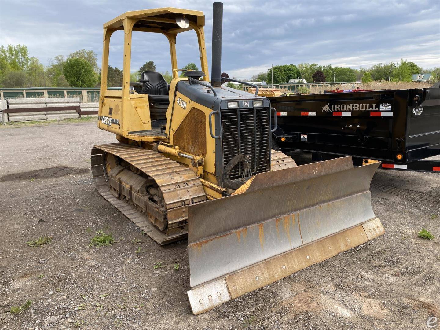 1999 John Deere 450H