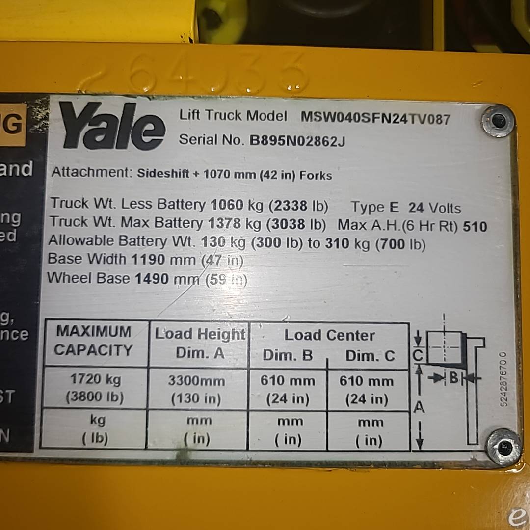 2011 Yale MSW040