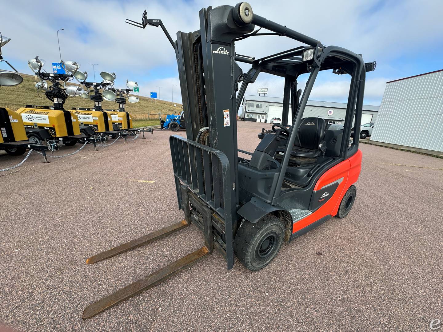 2021 Linde H25T