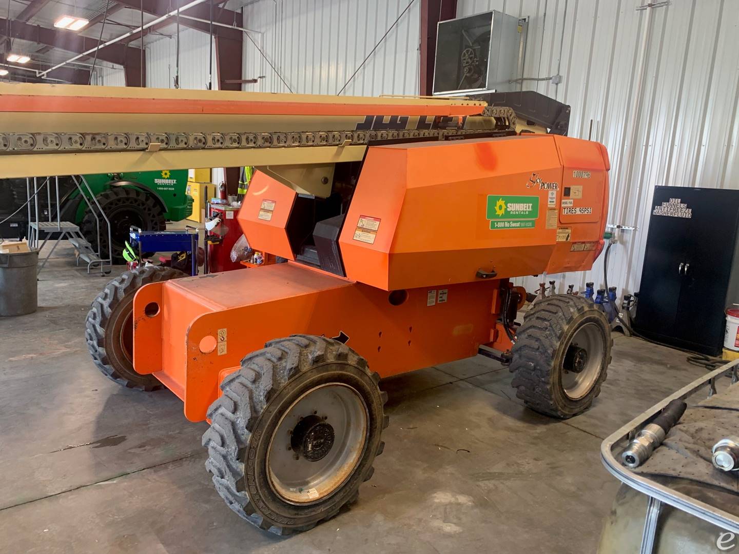 2015 JLG 660SJ