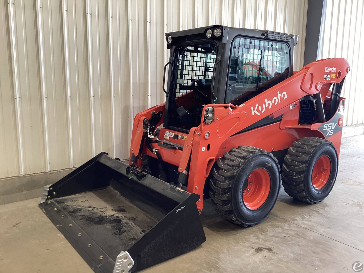 2024 Kubota SSV75PHFRC