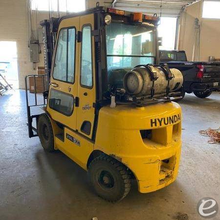 2011 Hyundai 25L-7A