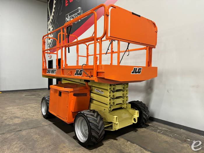 2015 JLG 260MRT