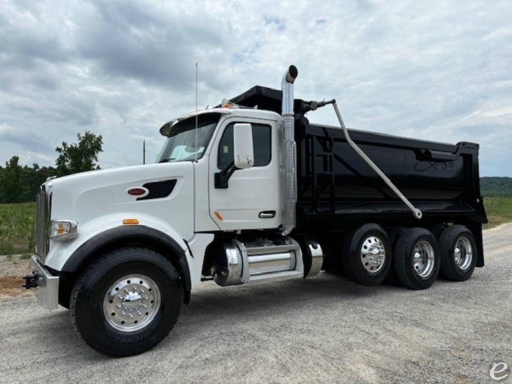 2021 Peterbilt 567