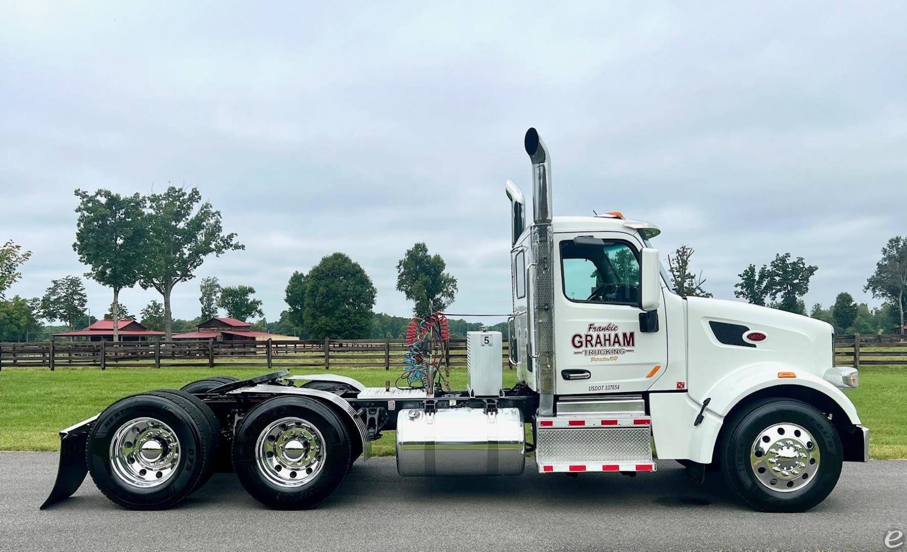 2019 Peterbilt 567