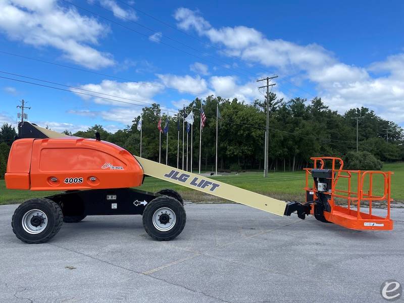 2014 JLG 400S