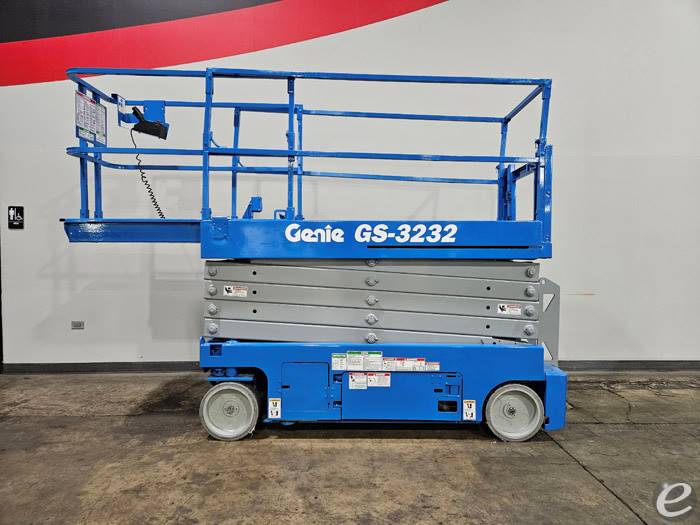 2013 Genie GS3232