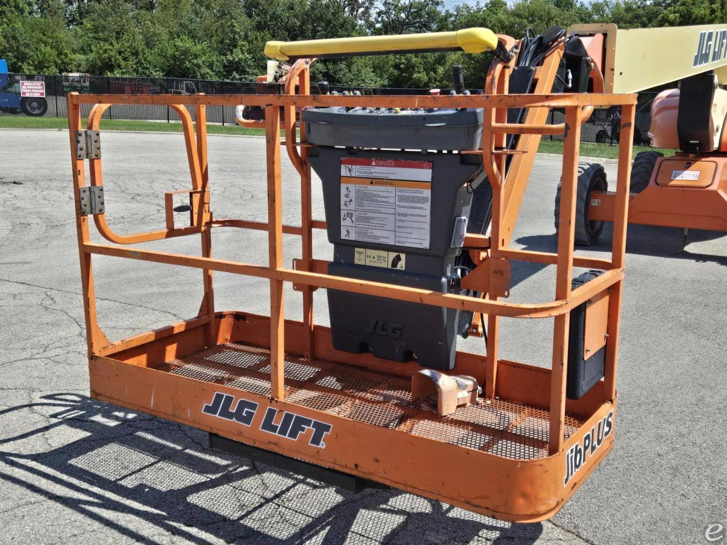 2015 JLG M600JP