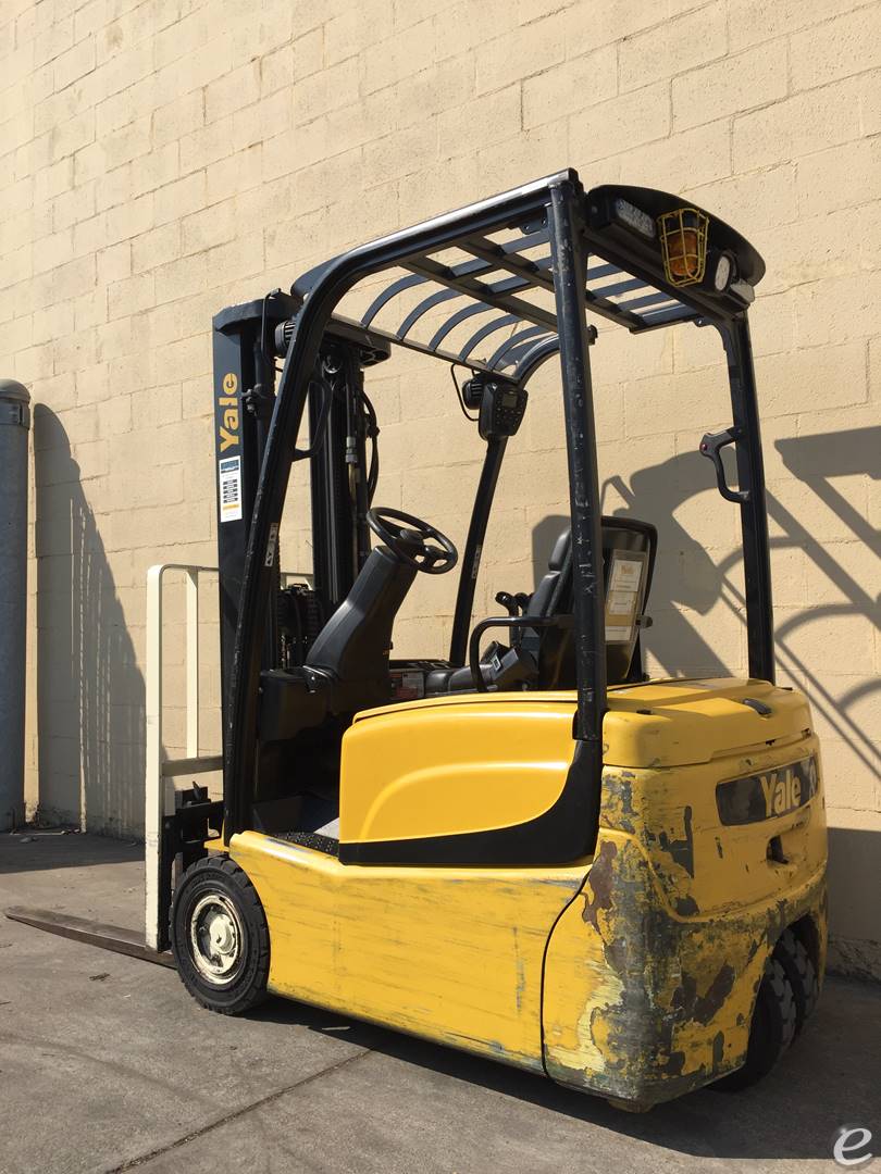 2013 Yale ERP030VTN36TE084