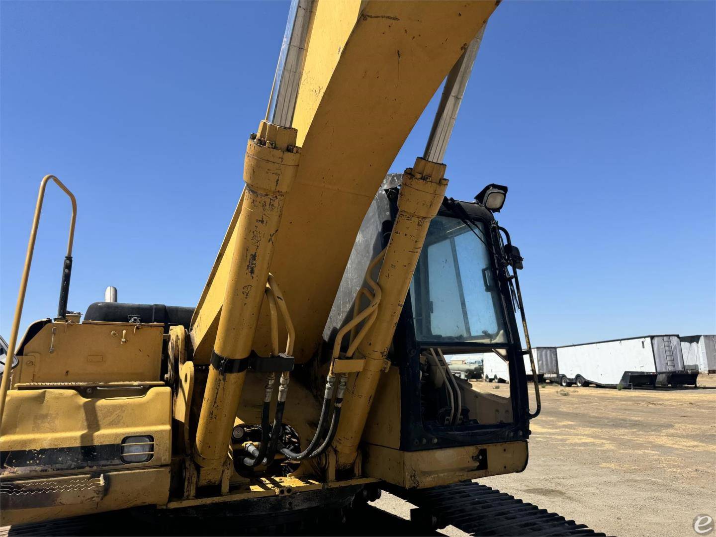 1997 Cat 330BL