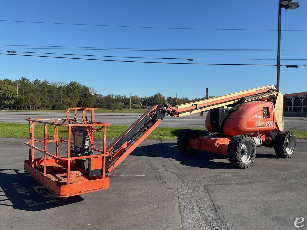 2012 JLG 600AJ