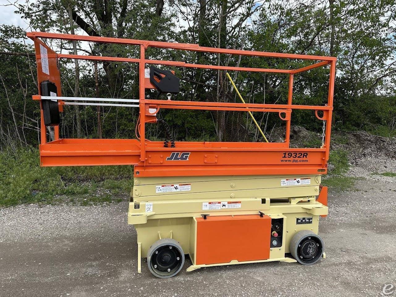 2015 JLG 1932R