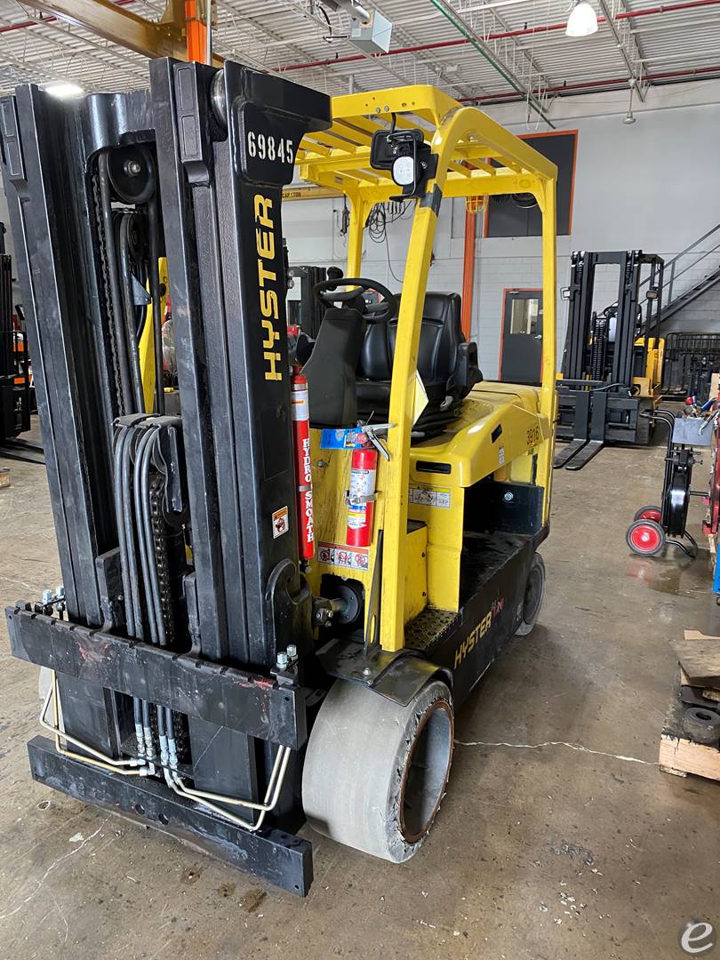 2019 Hyster E120XN