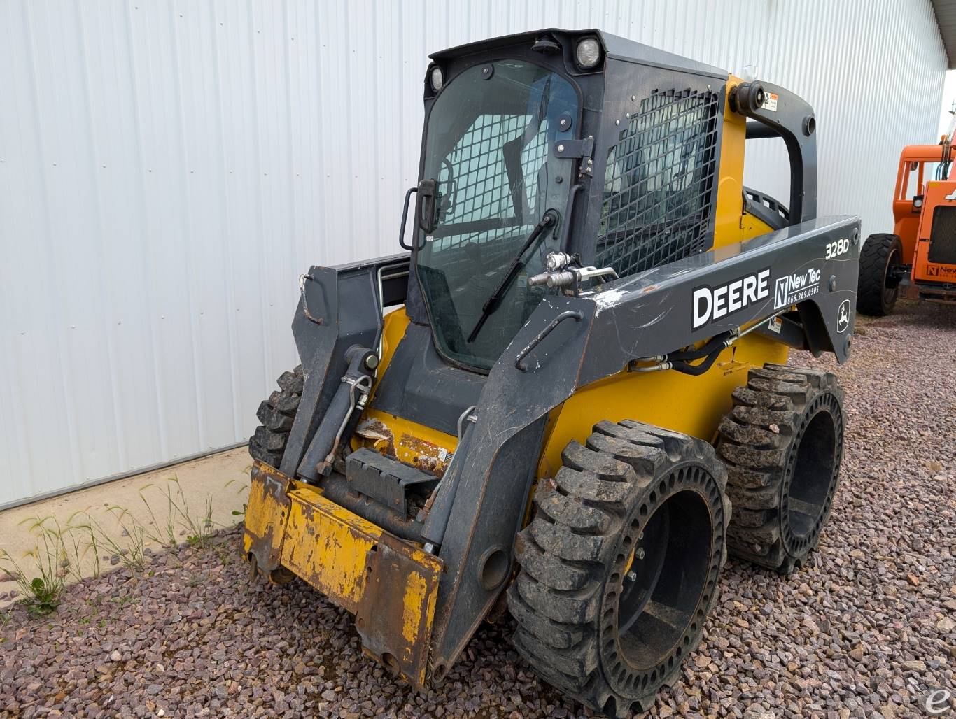 2011 John Deere 328D