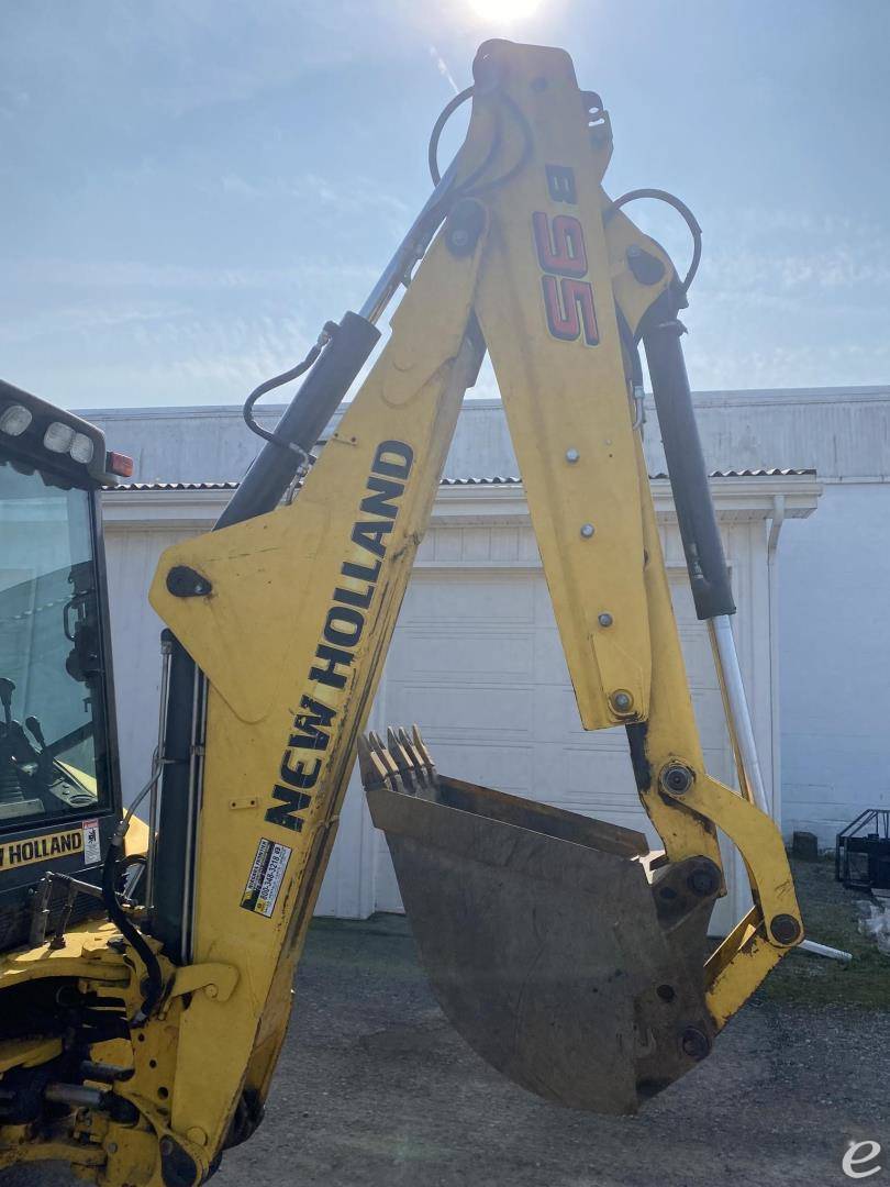 2008 New Holland B95