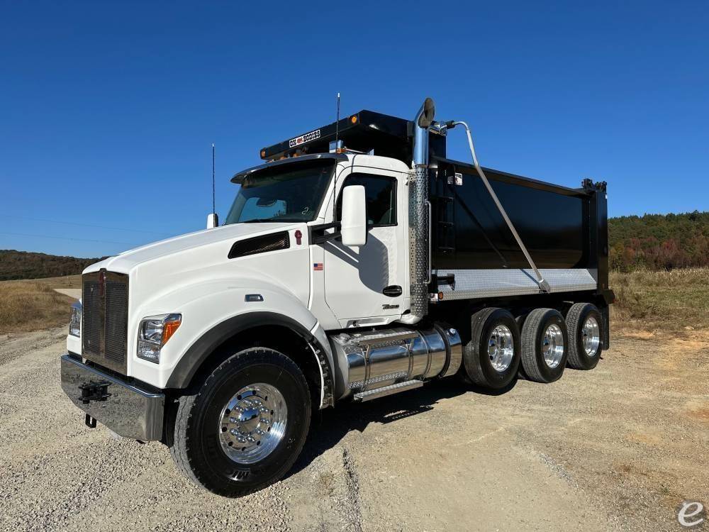 2023 Kenworth T880S