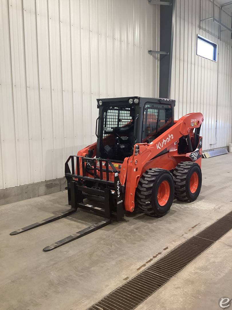 2024 Kubota SSV75PHFRC