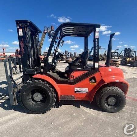 2022 Viper Lift Trucks FD25RT4