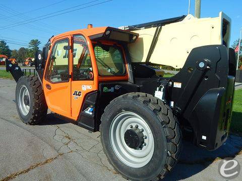 JLG 1055