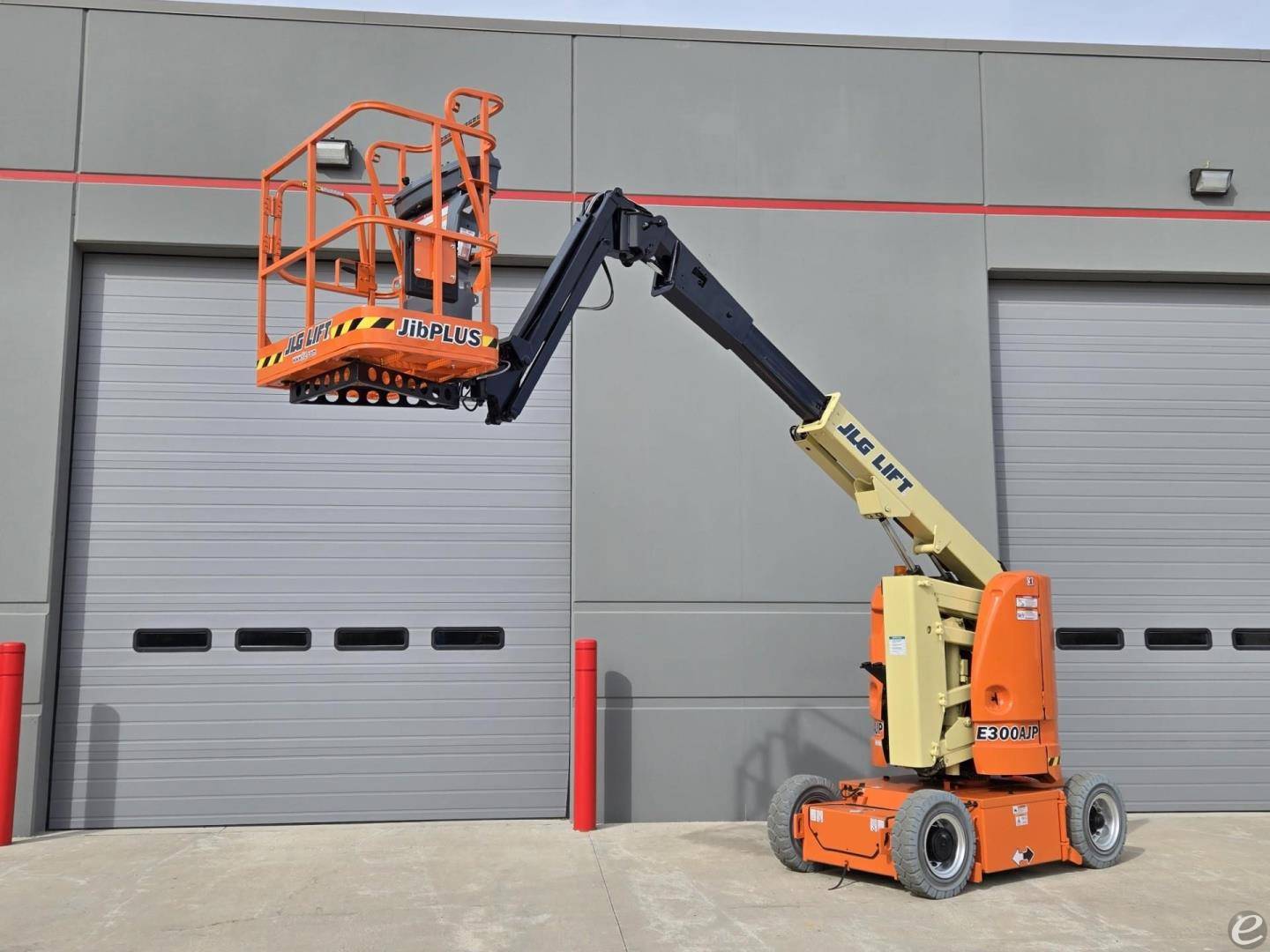 2014 JLG E300AJP