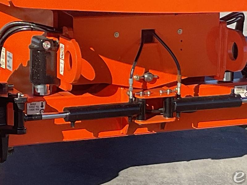 2016 JLG 600S