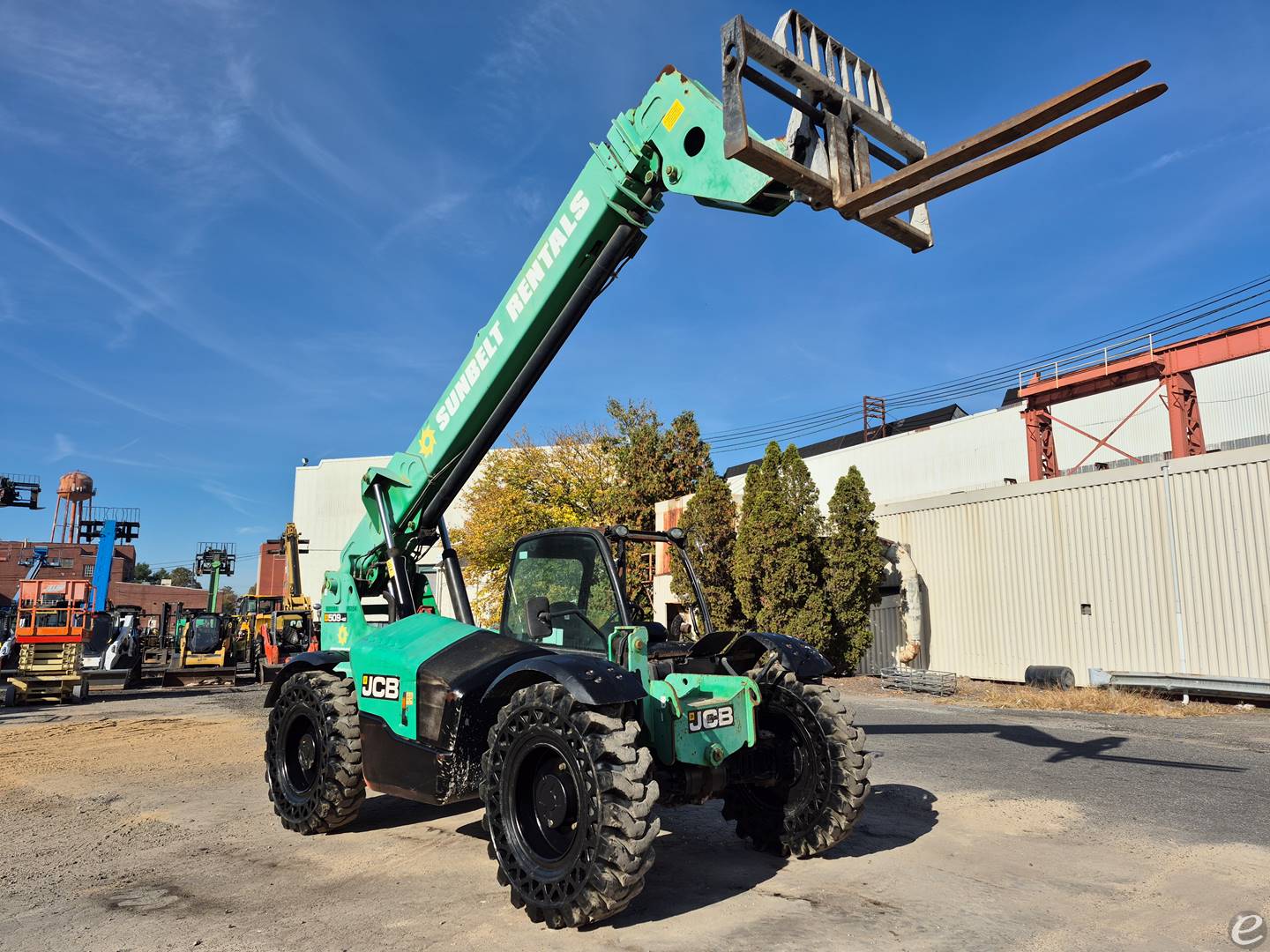 2016 JCB 509.42