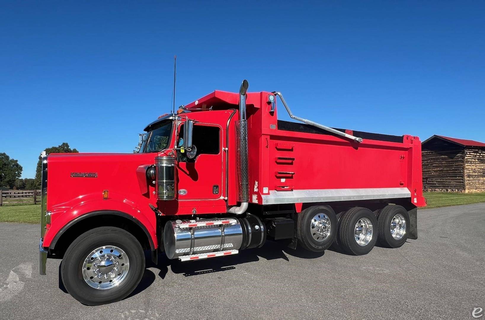 2017 Kenworth W900